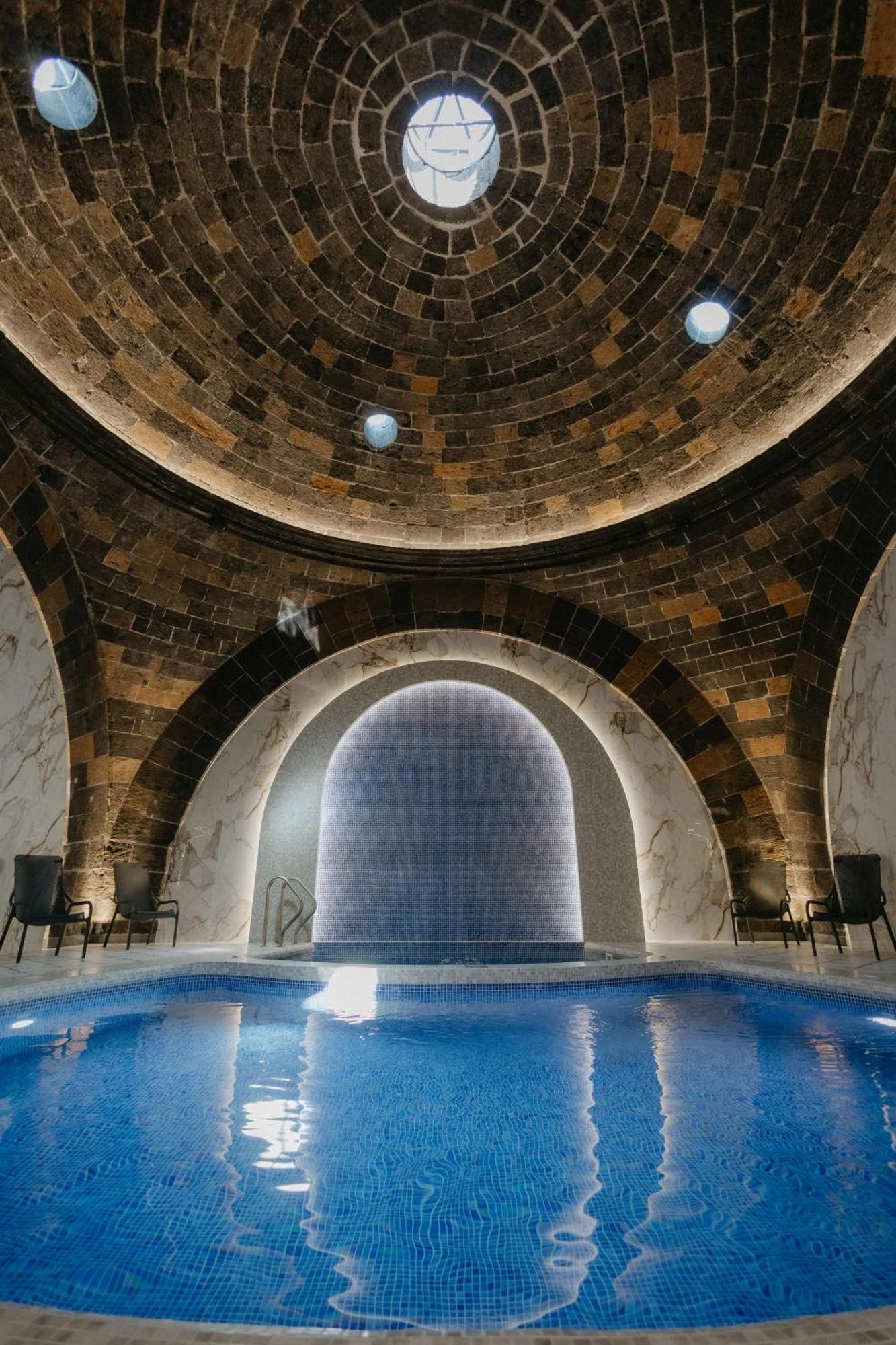Radisson Hotel & Spa Gyumri Exterior photo